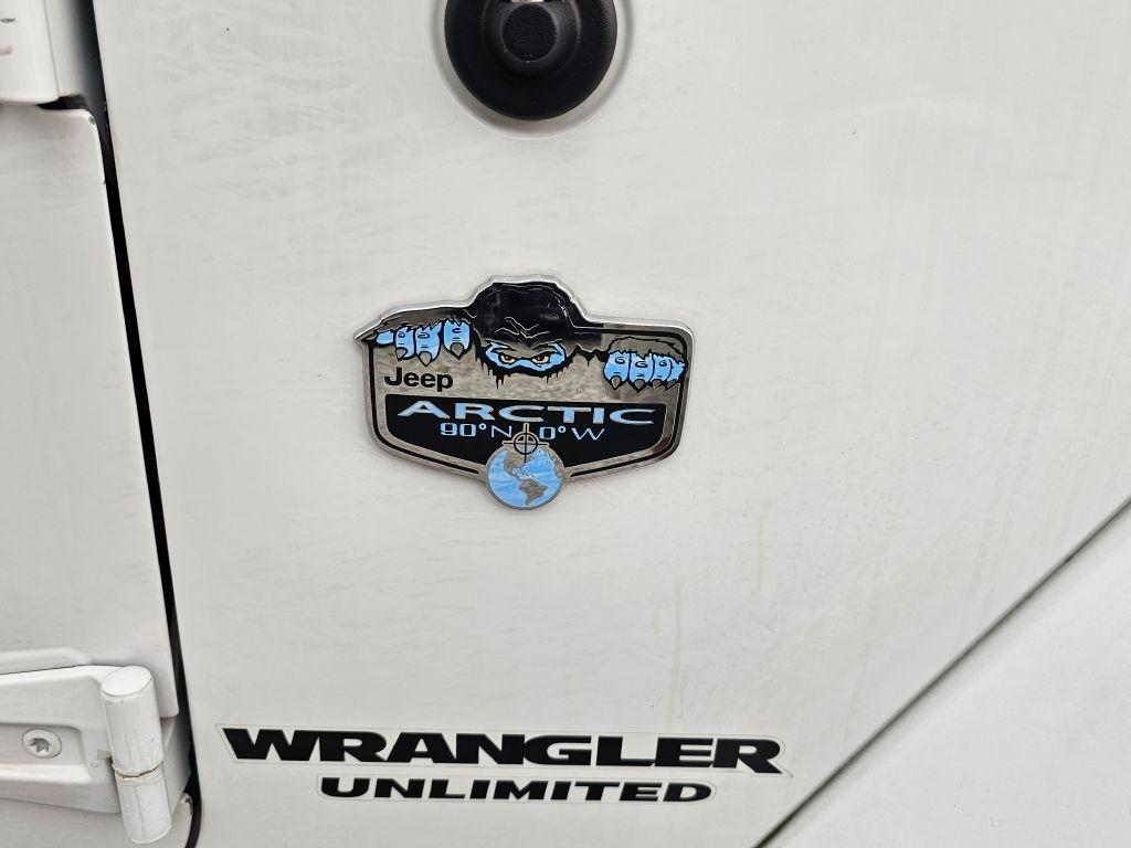 Jeep Wrangler Unlimited Sahara 4WD 2012