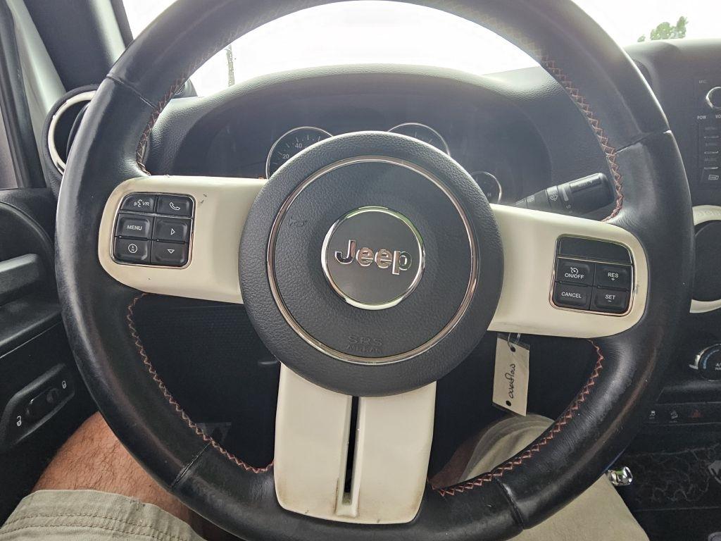 Jeep Wrangler Unlimited Sahara 4WD 2012
