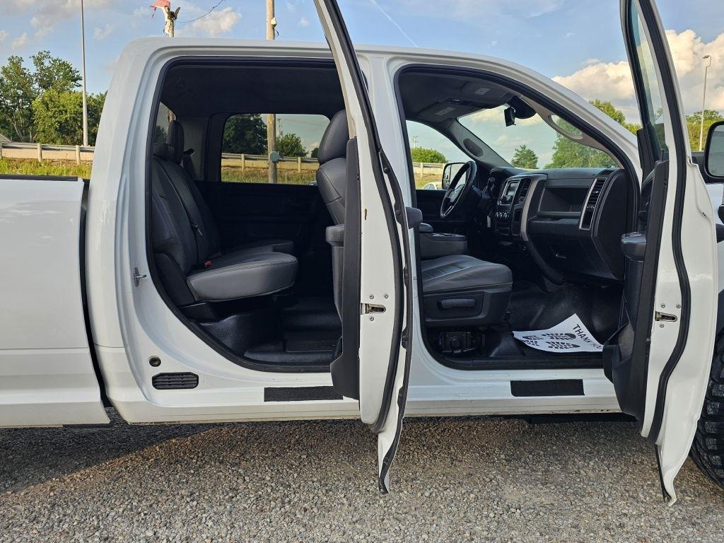 RAM 2500 Tradesman Crew Cab LWB 2WD 2016