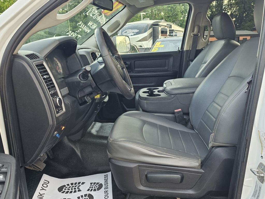 RAM 2500 Tradesman Crew Cab LWB 2WD 2016