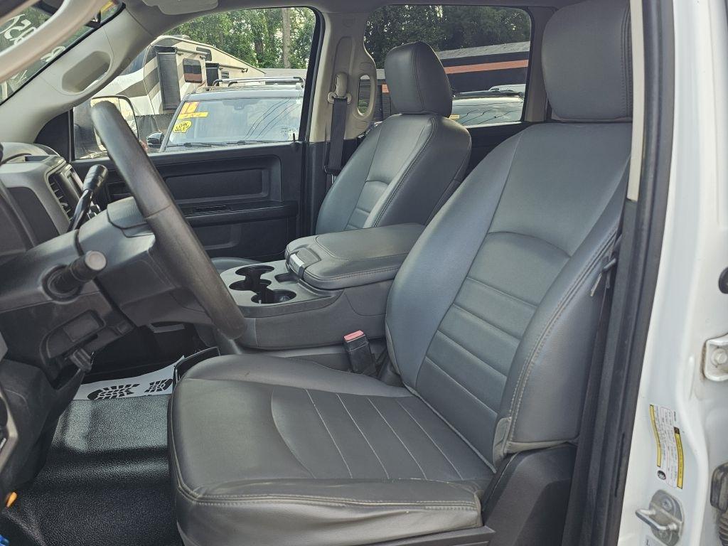 RAM 2500 Tradesman Crew Cab LWB 2WD 2016