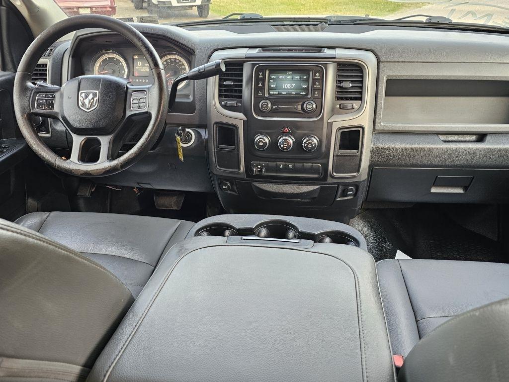 RAM 2500 Tradesman Crew Cab LWB 2WD 2016