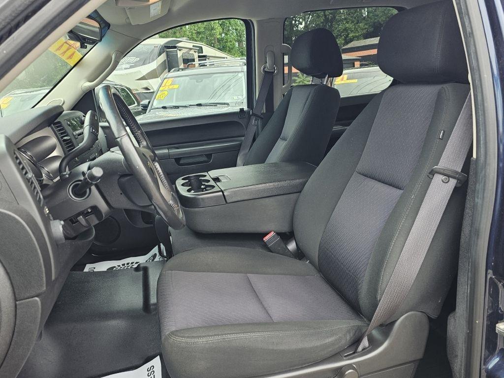 Chevrolet Silverado 1500 LT Crew Cab 4WD 2012