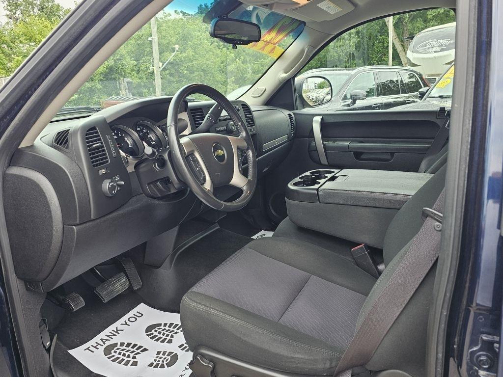 Chevrolet Silverado 1500 LT Crew Cab 4WD 2012