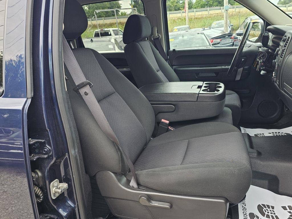 Chevrolet Silverado 1500 LT Crew Cab 4WD 2012
