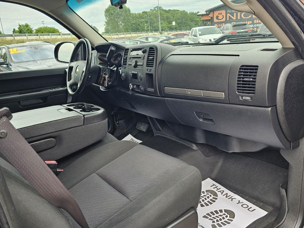 Chevrolet Silverado 1500 LT Crew Cab 4WD 2012