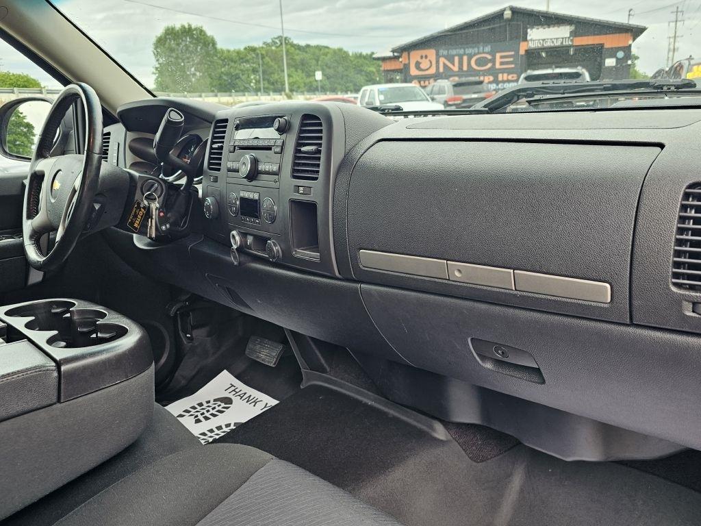 Chevrolet Silverado 1500 LT Crew Cab 4WD 2012