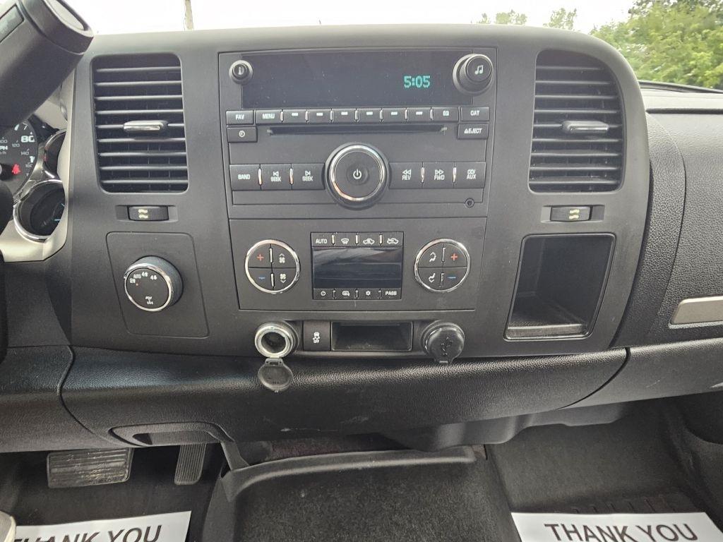 Chevrolet Silverado 1500 LT Crew Cab 4WD 2012