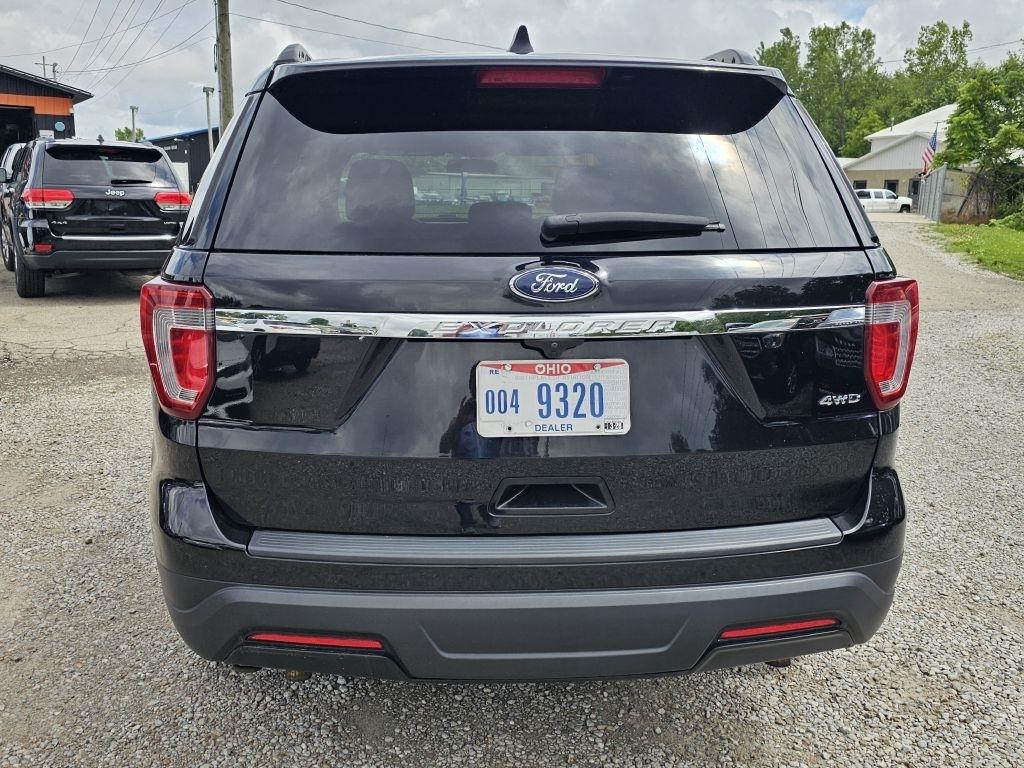 Ford Explorer Base 4WD 2019