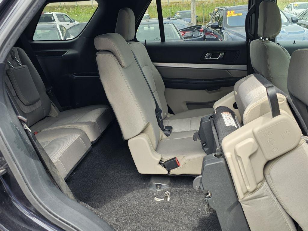 Ford Explorer Base 4WD 2019