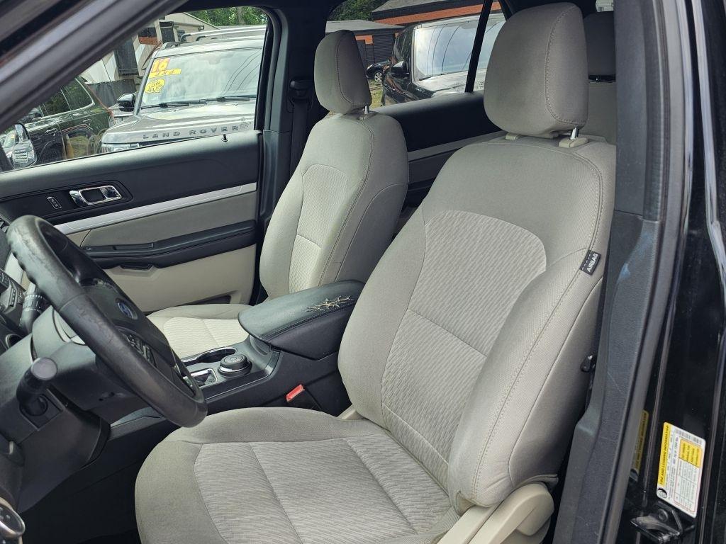 Ford Explorer Base 4WD 2019