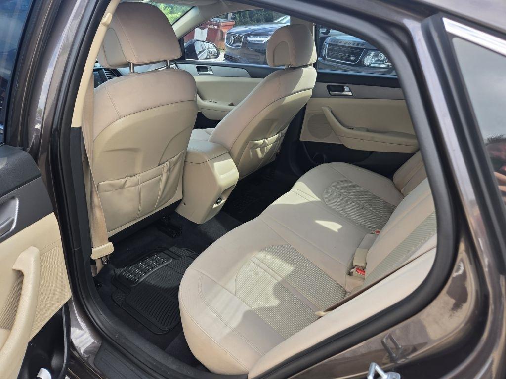 Hyundai Sonata SE 2016