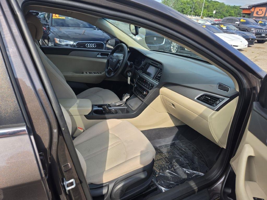 Hyundai Sonata SE 2016