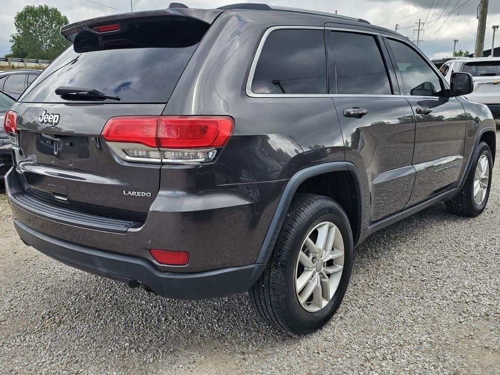 Jeep Grand Cherokee Laredo 4WD 2017