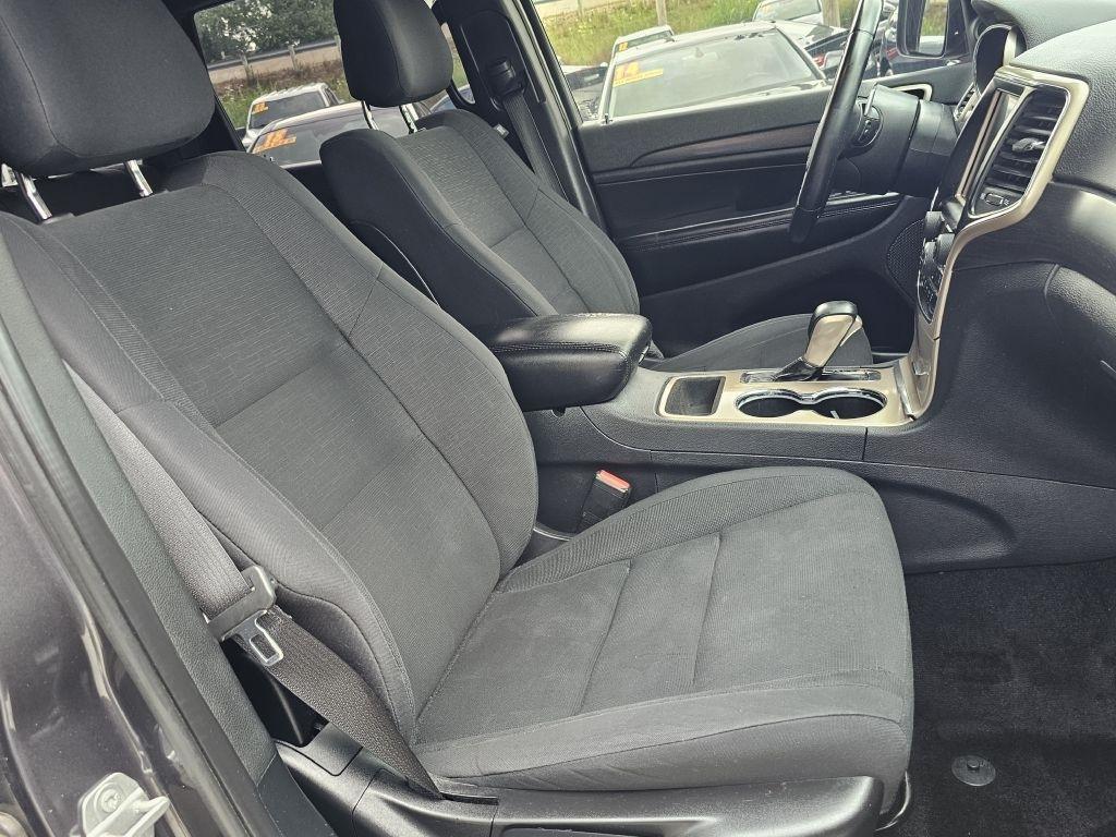 Jeep Grand Cherokee Laredo 4WD 2017