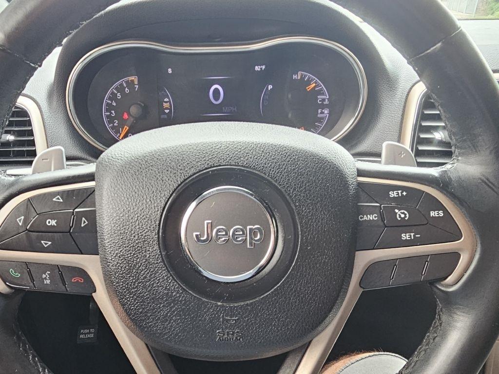 Jeep Grand Cherokee Laredo 4WD 2017