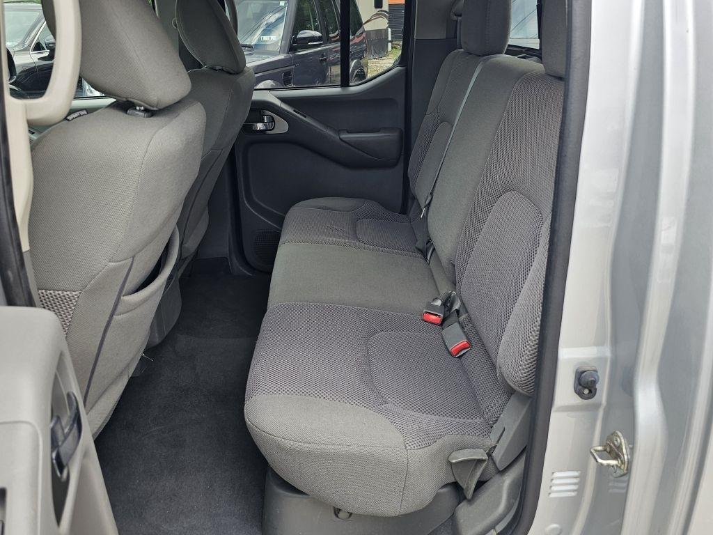 Nissan Frontier S Crew Cab 6MT 2WD 2019