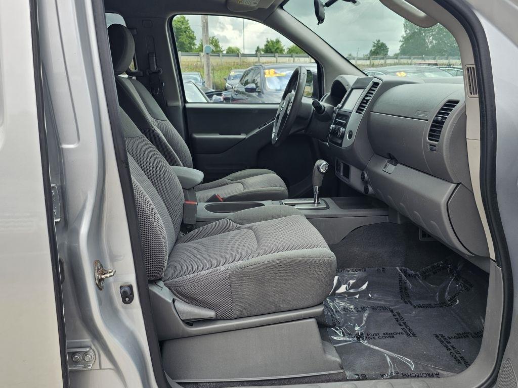 Nissan Frontier S Crew Cab 6MT 2WD 2019