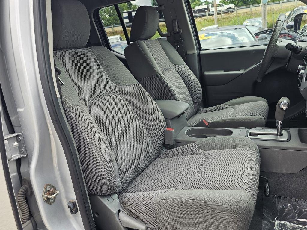 Nissan Frontier S Crew Cab 6MT 2WD 2019