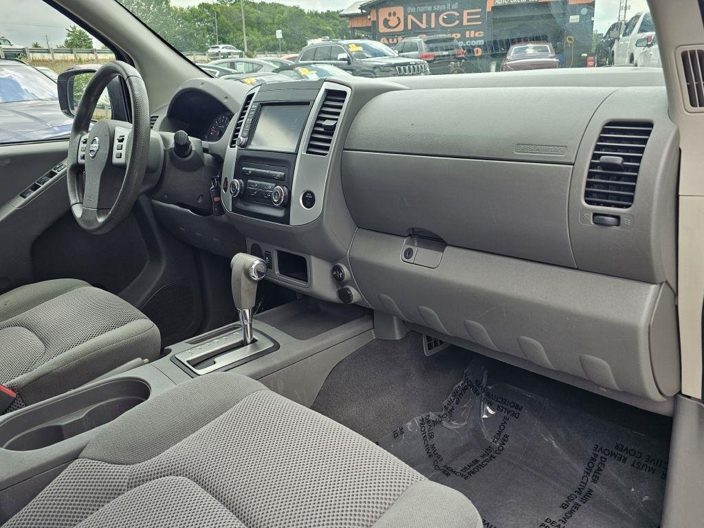 Nissan Frontier S Crew Cab 6MT 2WD 2019