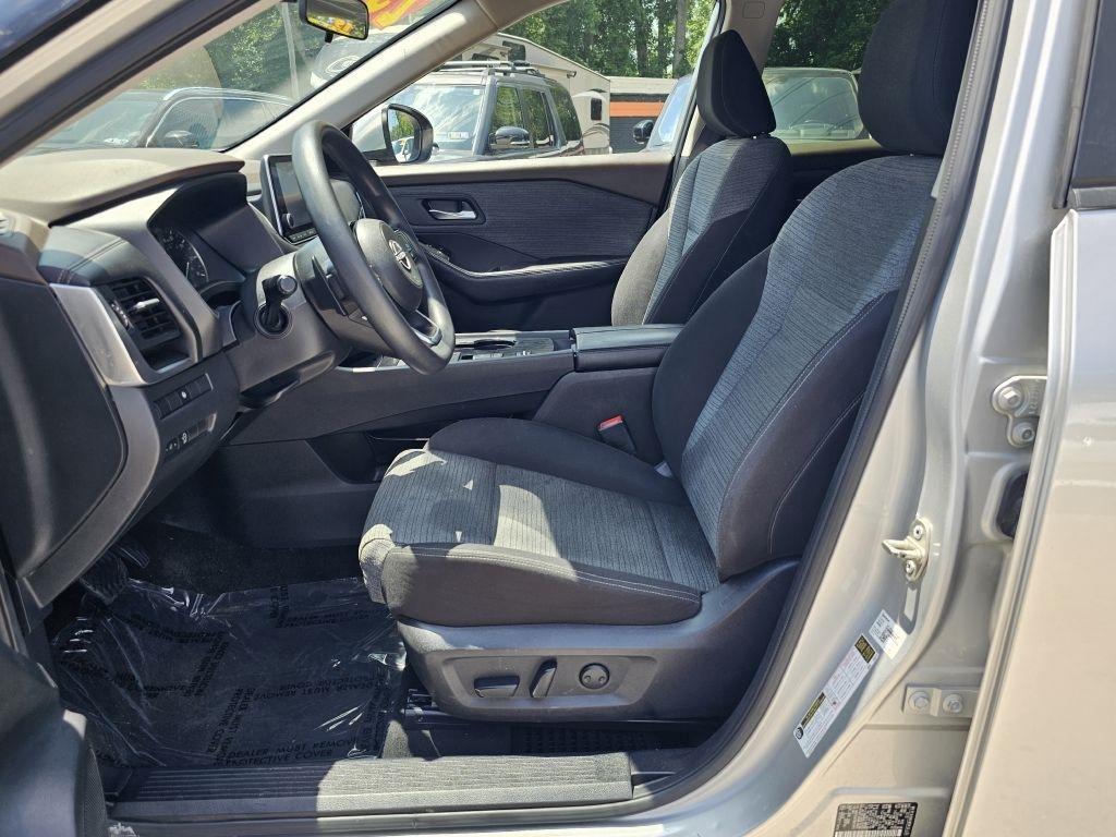 Nissan Rogue SV 2023