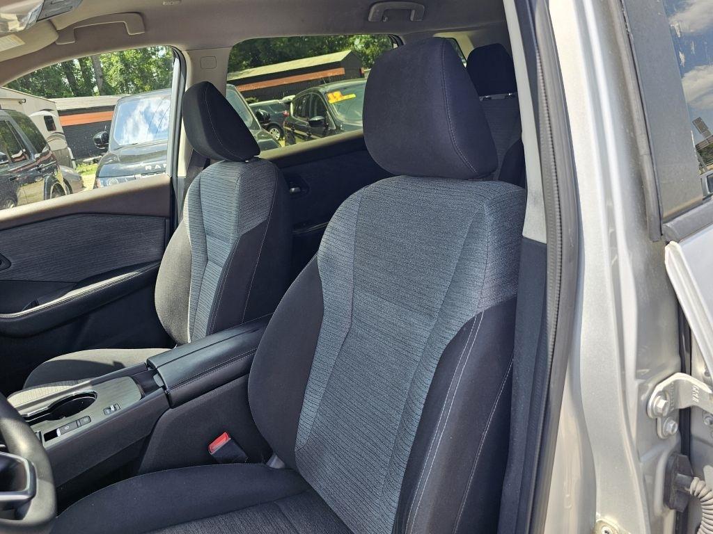Nissan Rogue SV 2023