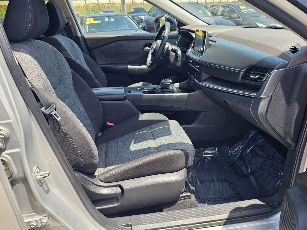 Nissan Rogue SV 2023
