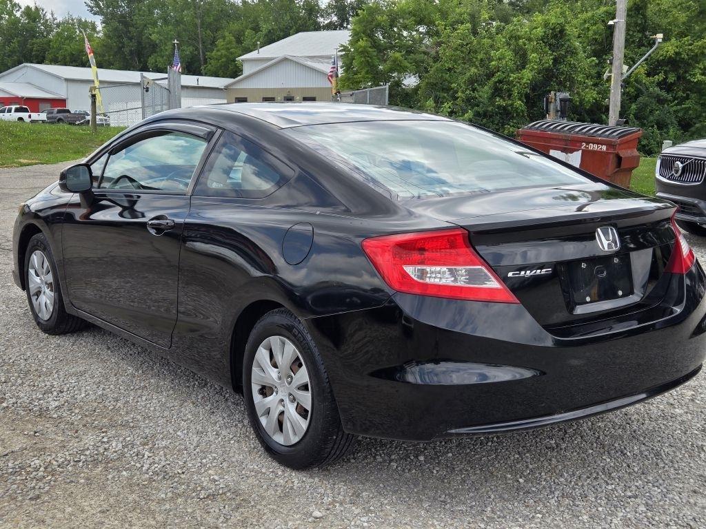 Honda Civic LX coupe 2012