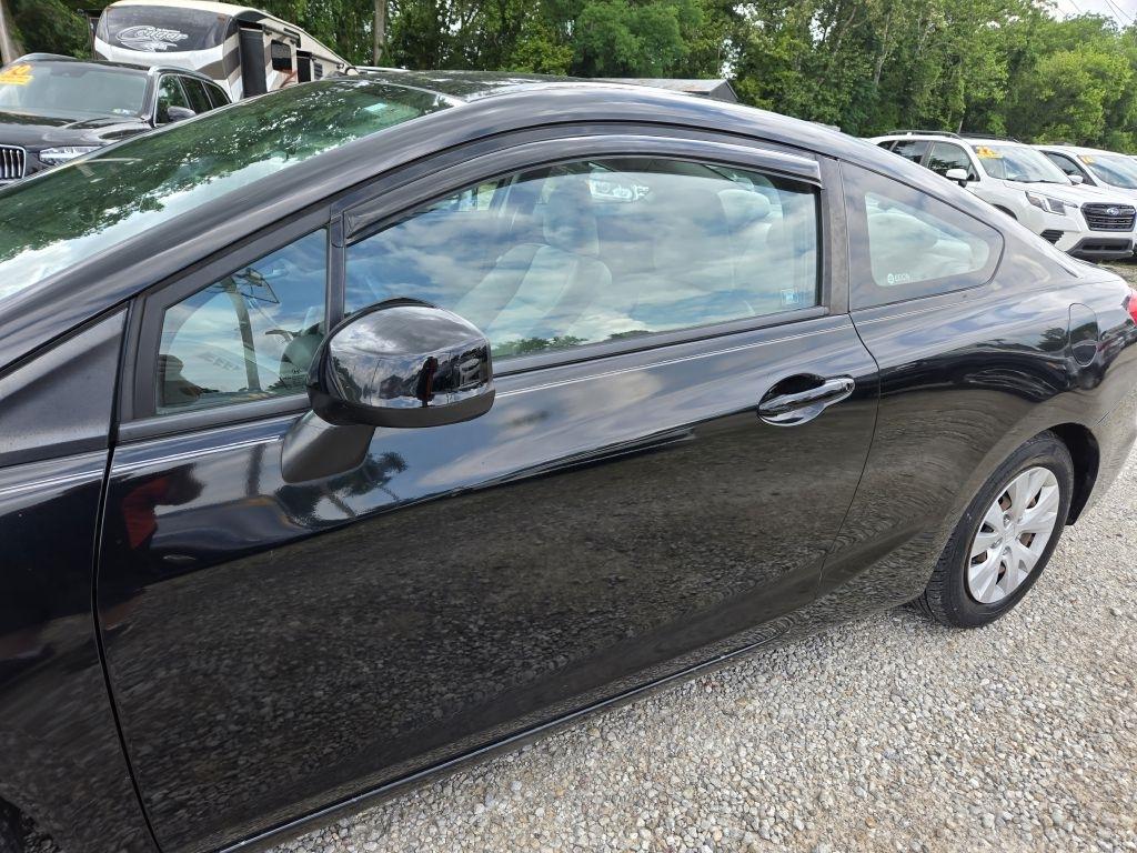 Honda Civic LX coupe 2012