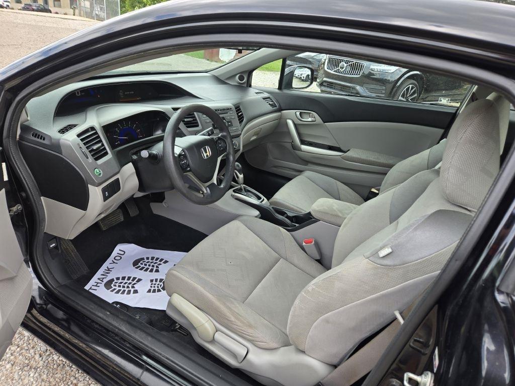 Honda Civic LX coupe 2012
