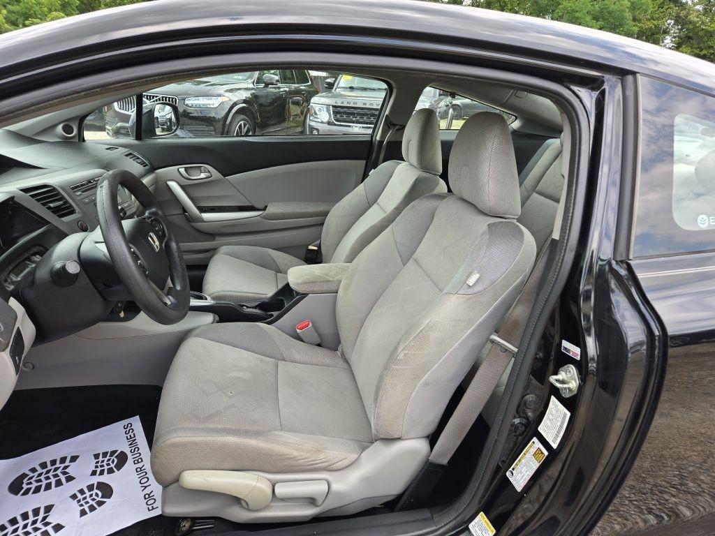 Honda Civic LX coupe 2012