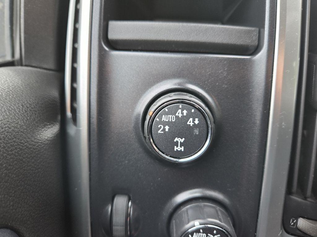 Chevrolet Silverado 1500 1LT Crew Cab 4WD 2014