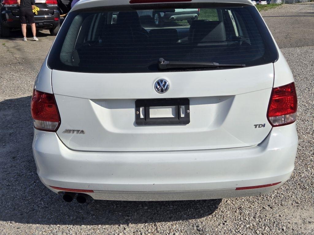 Volkswagen Jetta SportWagen 2.0L TDI 2014
