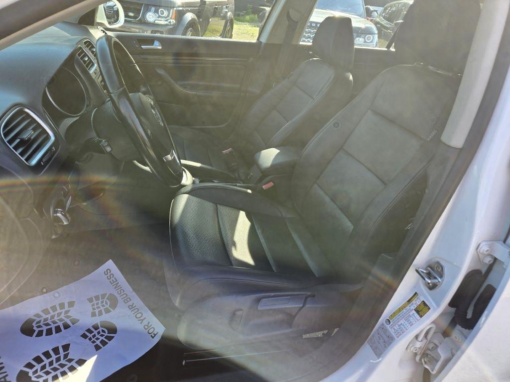 Volkswagen Jetta SportWagen 2.0L TDI 2014