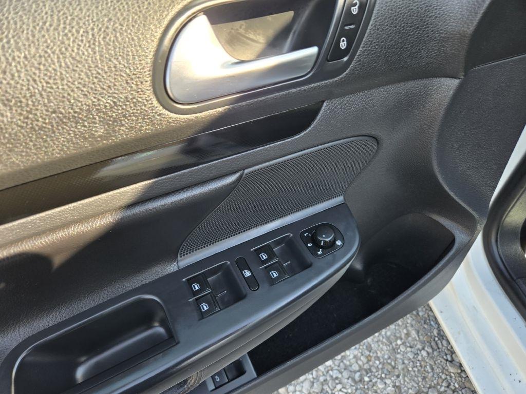 Volkswagen Jetta SportWagen 2.0L TDI 2014
