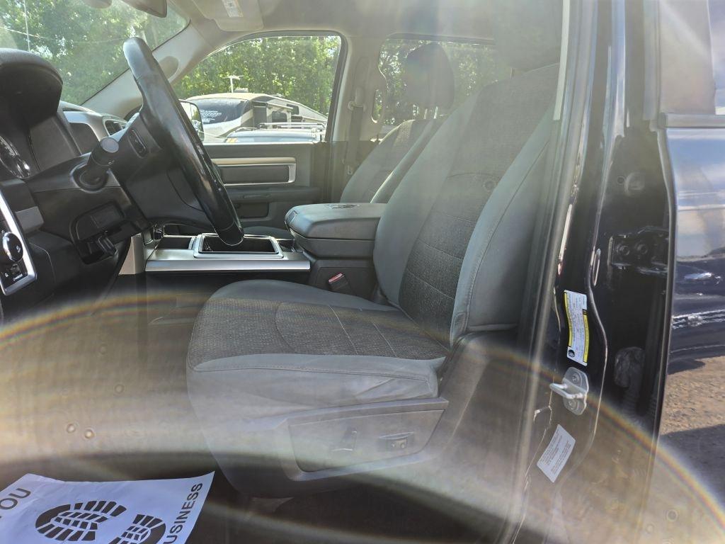 RAM 2500 SLT Crew Cab SWB 4WD 2015