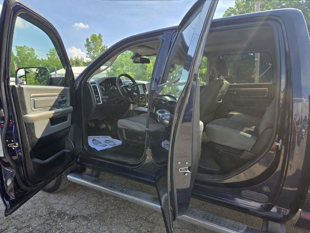 RAM 2500 SLT Crew Cab SWB 4WD 2015