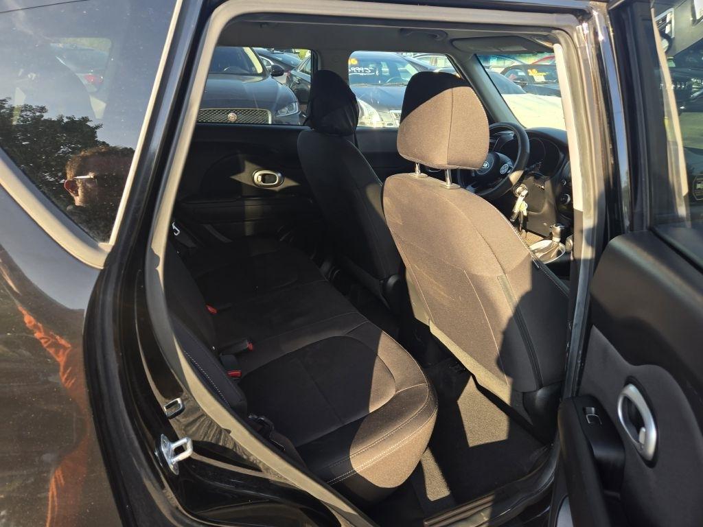 Kia Soul Base 6M 2017