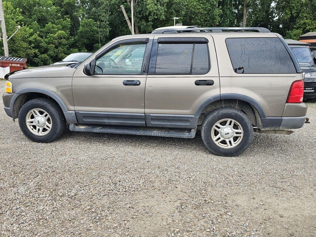 Ford Explorer XLT 4.0L 4WD 2003