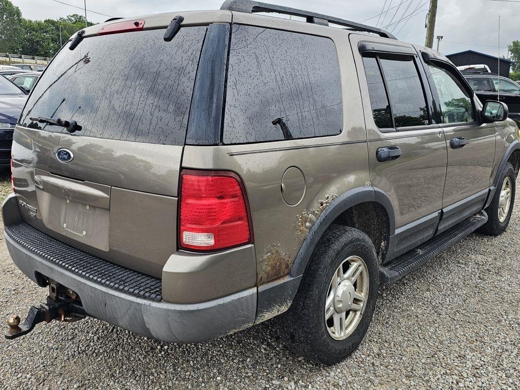 Ford Explorer XLT 4.0L 4WD 2003