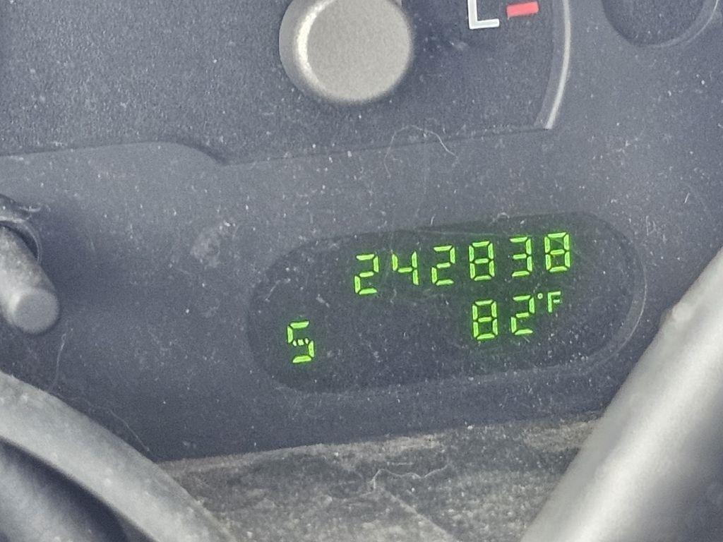 Ford Explorer XLT 4.0L 4WD 2003
