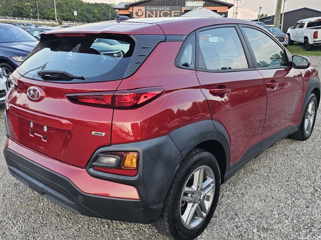 Hyundai Kona SE AWD 2021