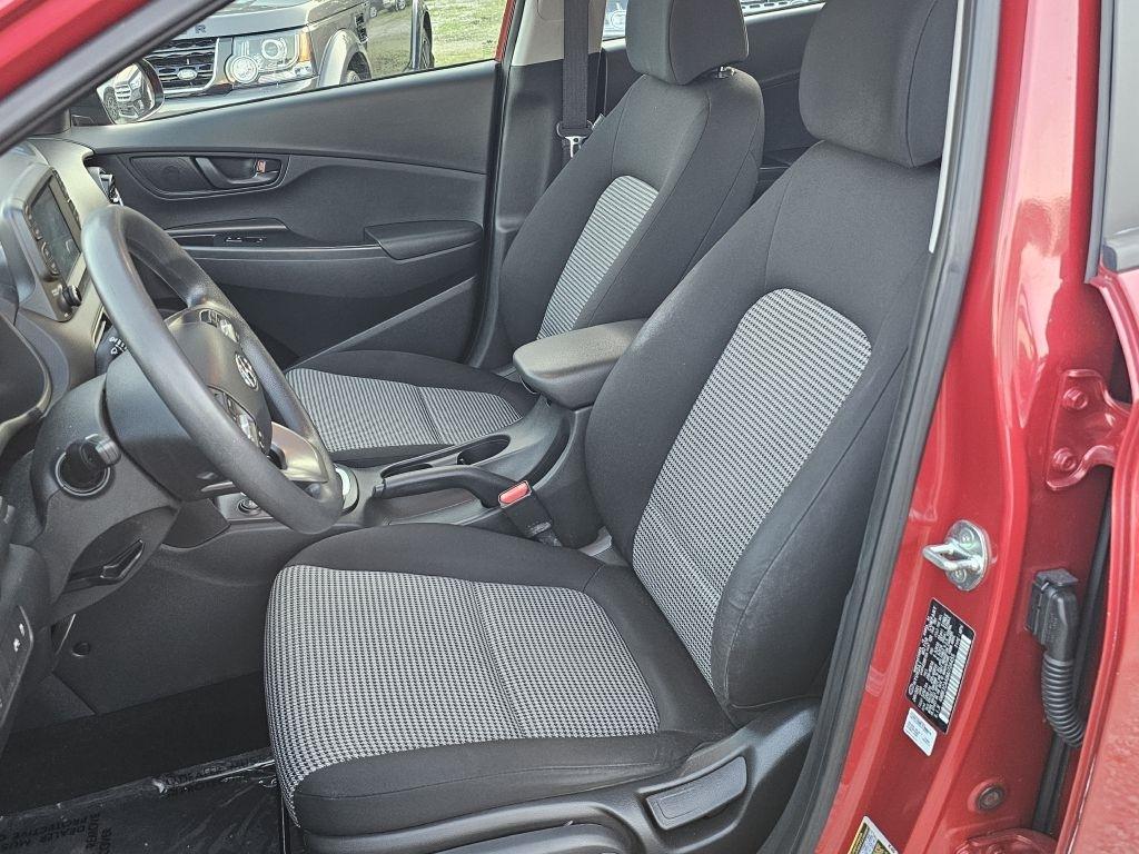 Hyundai Kona SE AWD 2021