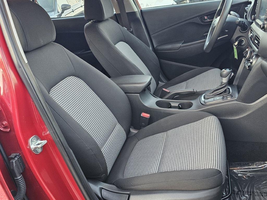 Hyundai Kona SE AWD 2021