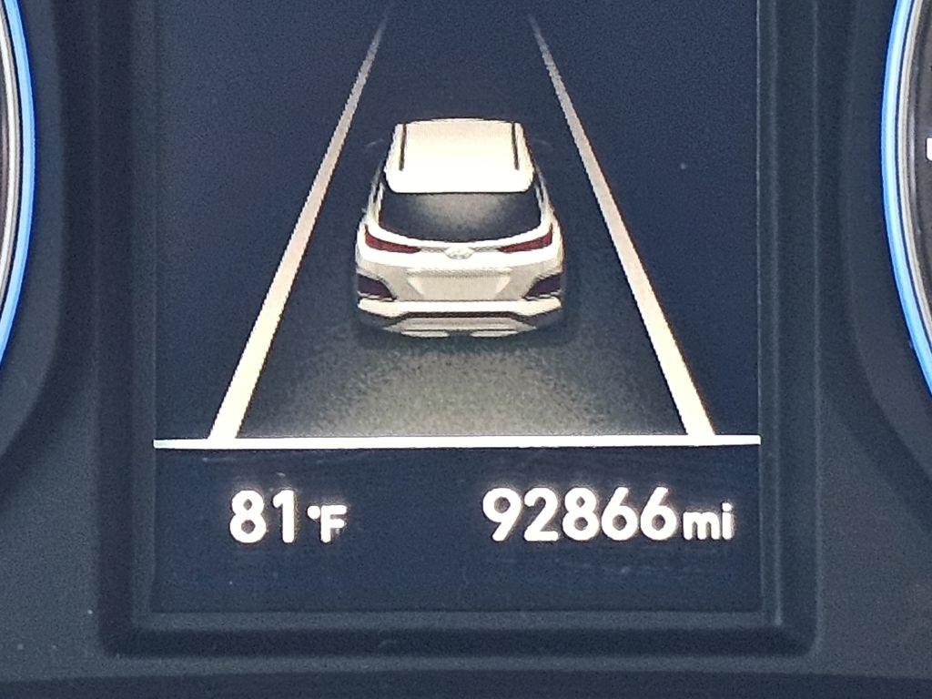 Hyundai Kona SE AWD 2021