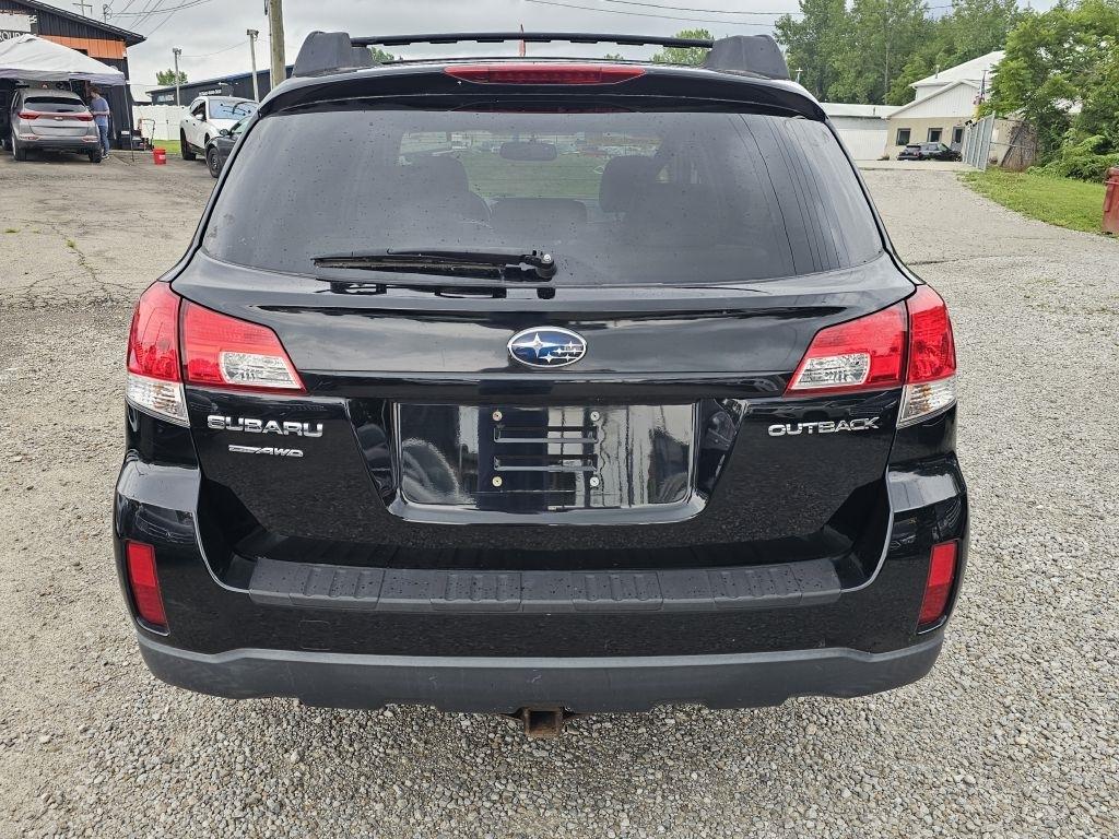 Subaru Outback 2.5i Premium 2011