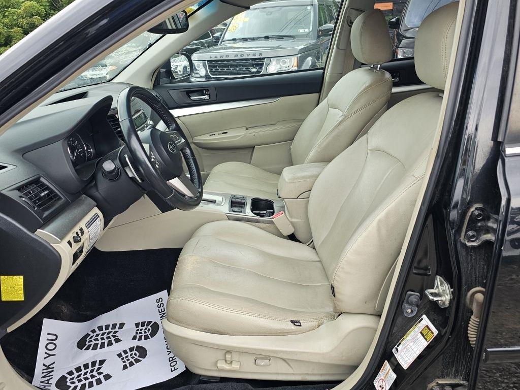 Subaru Outback 2.5i Premium 2011