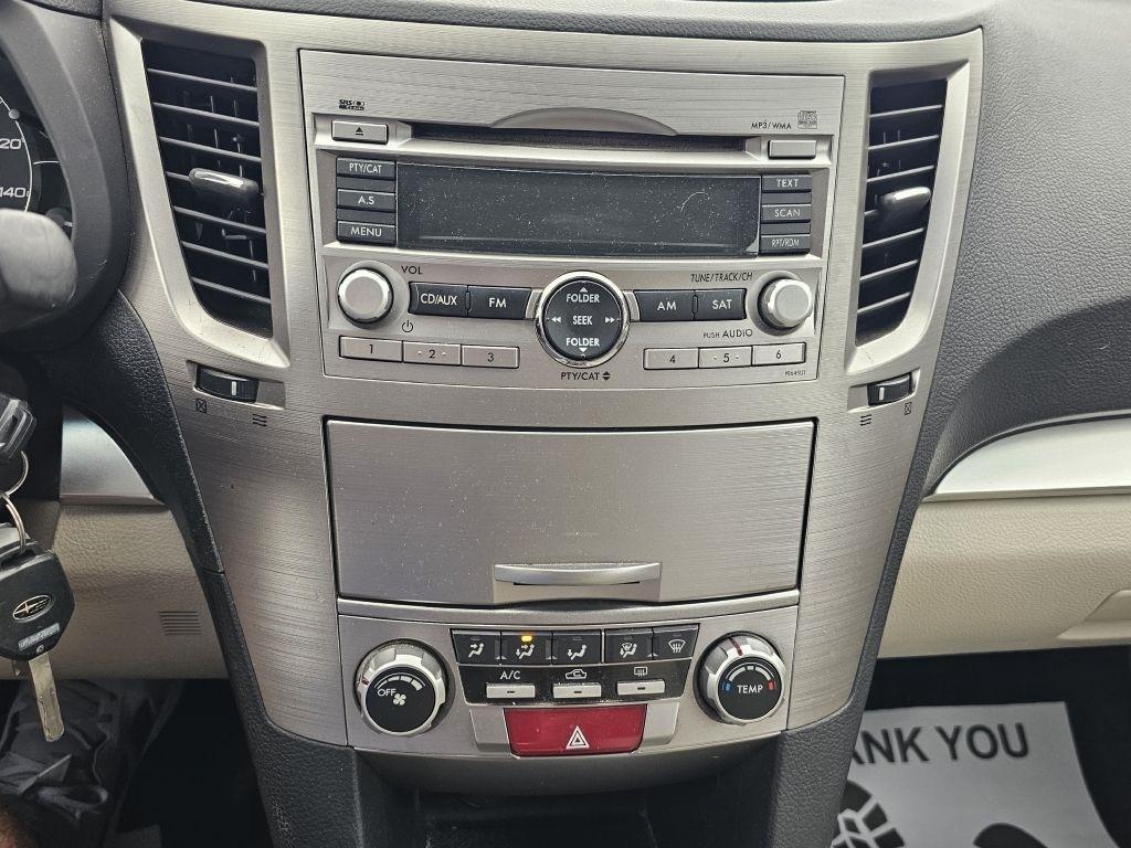 Subaru Outback 2.5i Premium 2011
