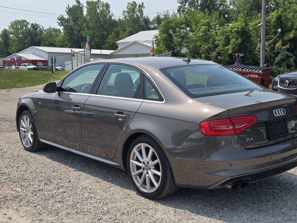 Audi A4 2.0T Sedan quattro Tiptronic 2014