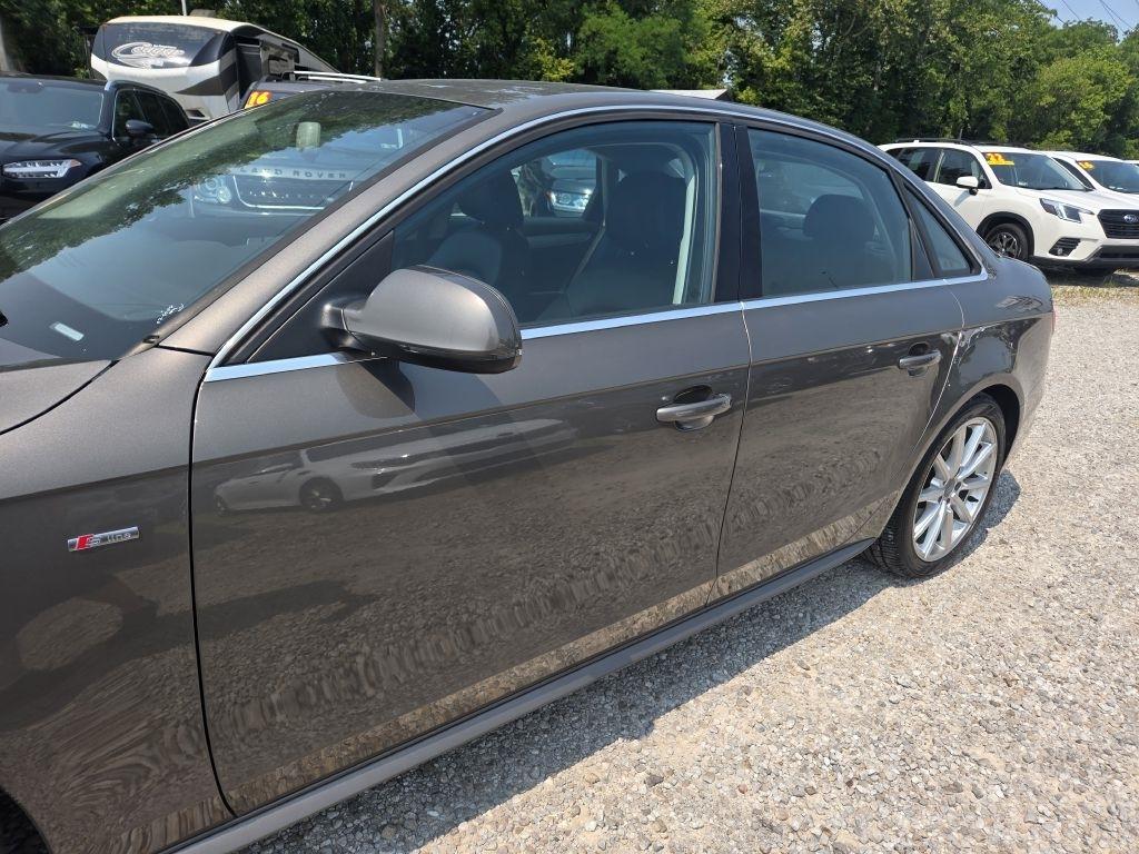 Audi A4 2.0T Sedan quattro Tiptronic 2014